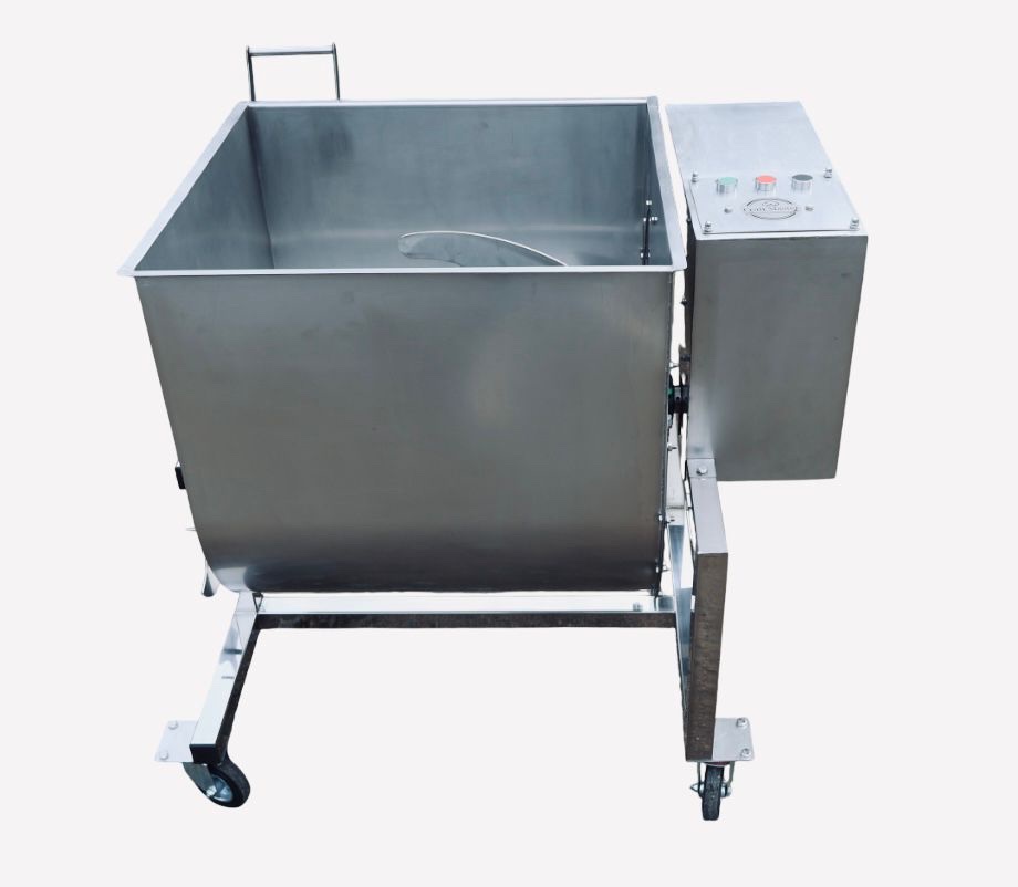 Malaxor pentru carne tocată și aluat 50 kg